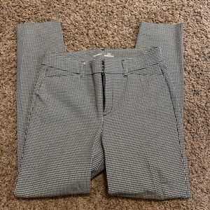 Old Navy Pixie Pant